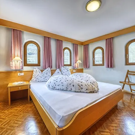 Rebmannhof Apartment *